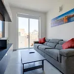 Contemporary 3br Retreat In Prime By Buena Vista Apartment