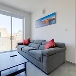 Contemporary 3br Retreat In Prime By Buena Vista Apartmán Sliema