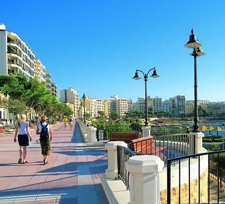 Apartment Contemporary 3br Retreat In Prime By Buena Vista Sliema