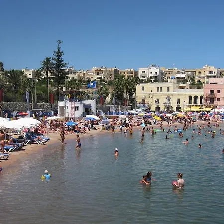 Contemporary 3br Retreat In Prime