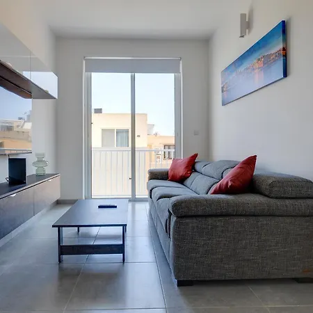 Contemporary 3br Retreat In Prime Sliema