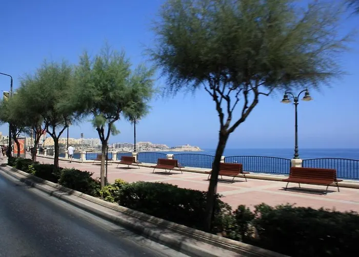 Daire Contemporary 3br Retreat In Prime