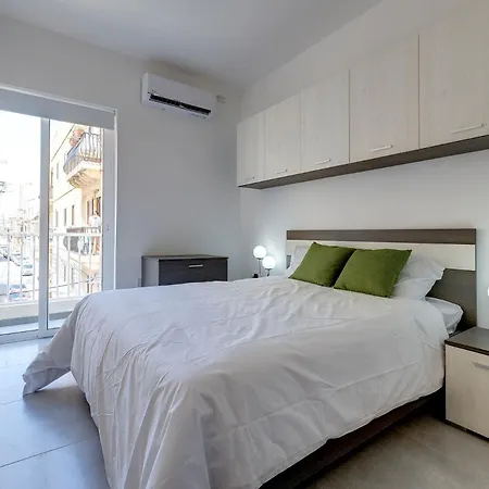 Contemporary 3br Retreat In Prime Lejlighed